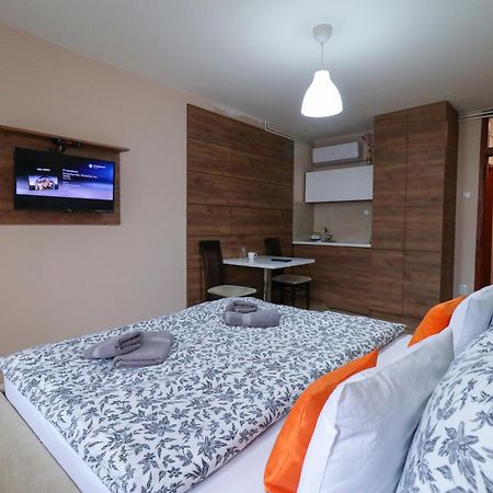 Studio Apartments Maksimovic Ni Extérieur photo